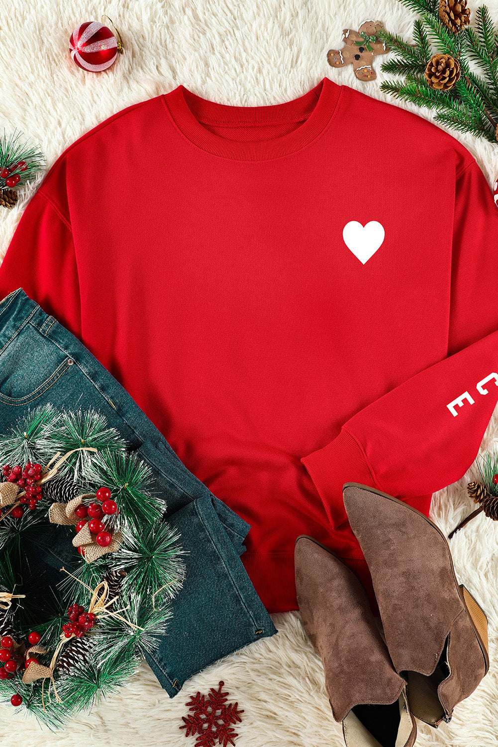 NAUGHTY NICE Heart Graphic Sweatshirt